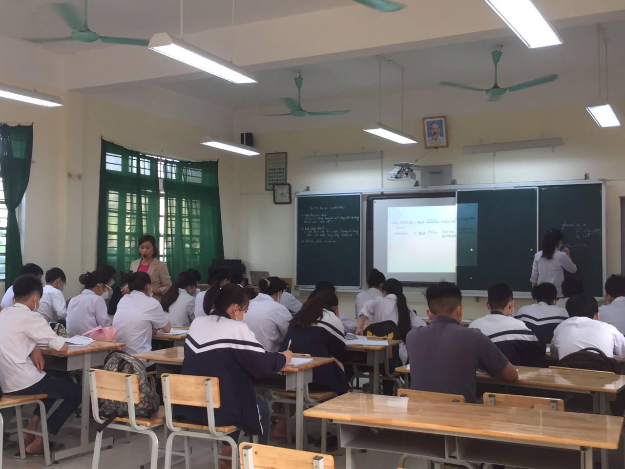 HỘI THI GV DẠY GIỎI CẤP HUYỆN MÔN HÓA HỌC, LỊCH SỬ, NGỮ VĂN