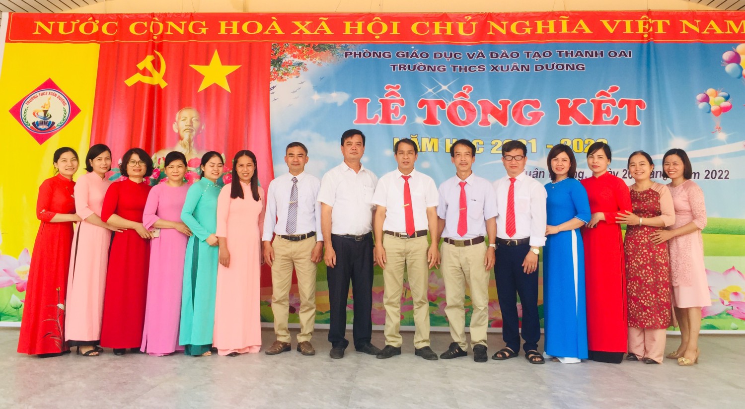 Đ/c Phó BTTT Đảng ủy xã và CB-CNV nhà trường